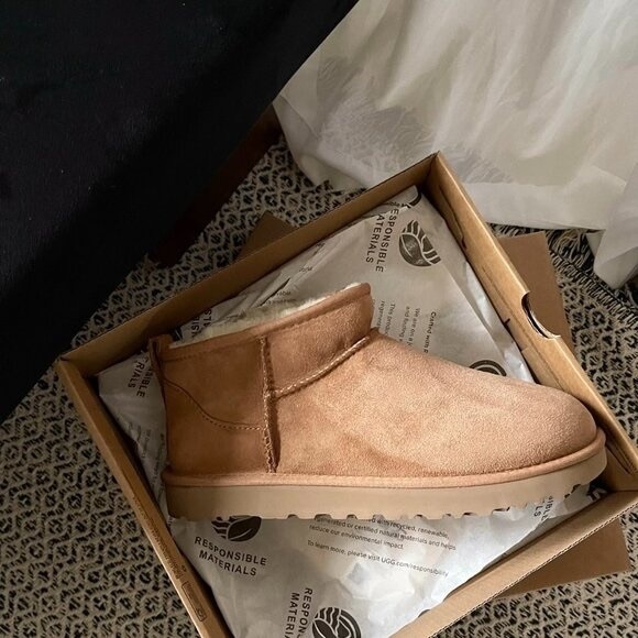 UGG Classic Ultra Mini Boots chestnut - Picture 4 of 7